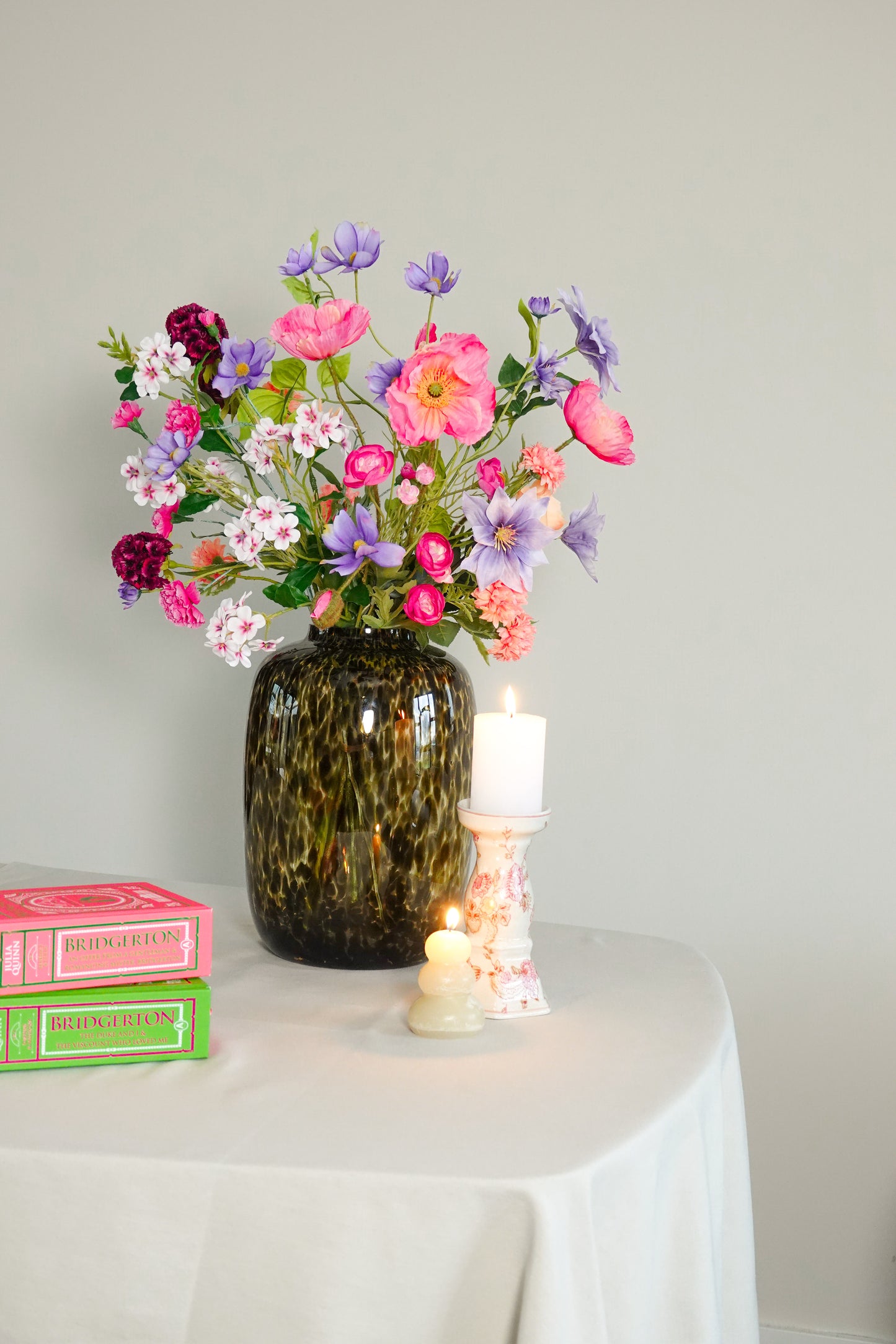 Zijden boeket Erika in vaas Nikkie als sfeerimpressie