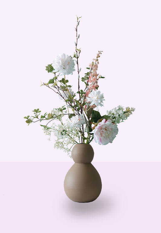 Zijden boeket Noor in vaas Eline. Hoogte ca 85 cm